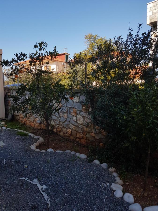 Villa Orestis - Stoupa Seaside Retreats Bagian luar foto